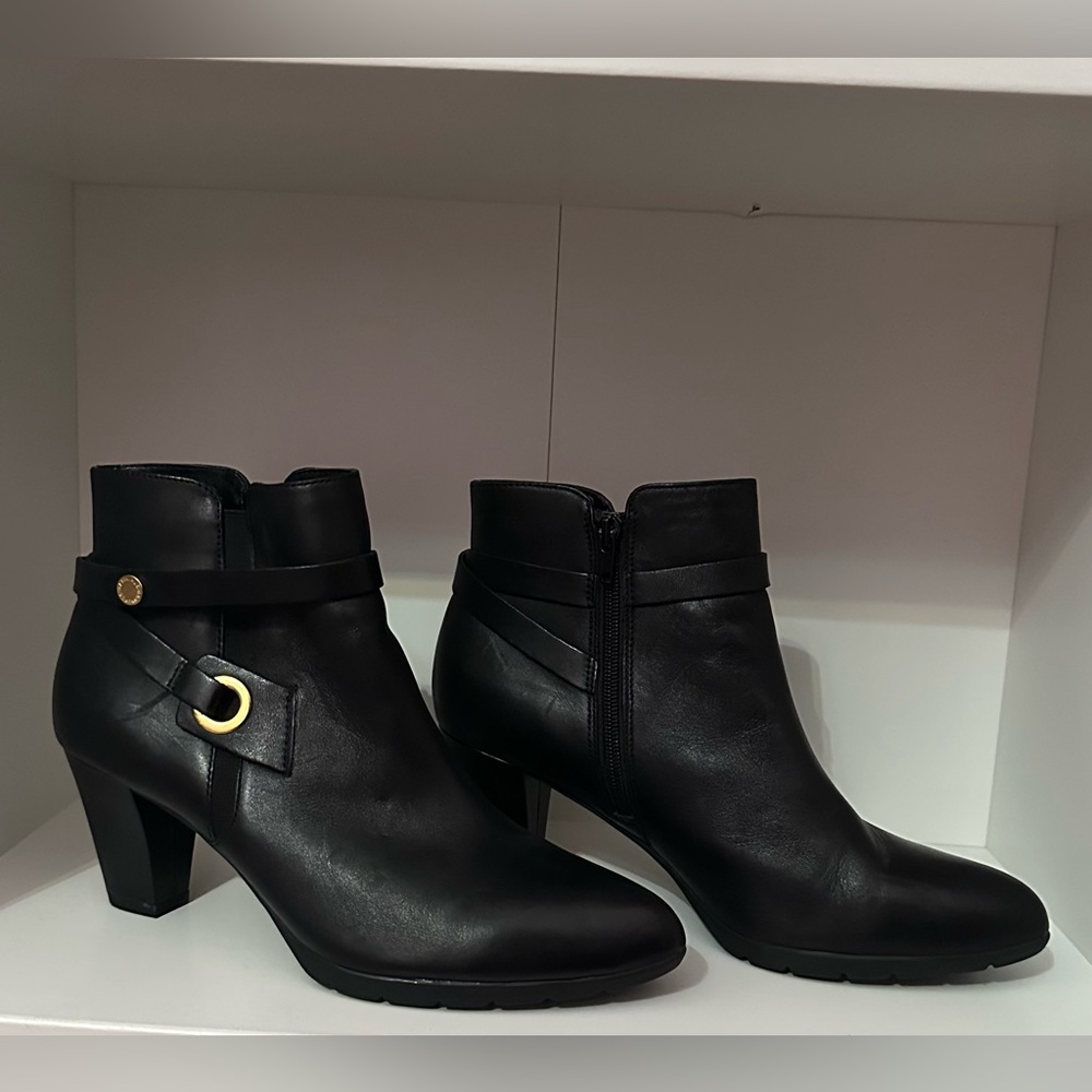 Anne Klein Chelsey Booties